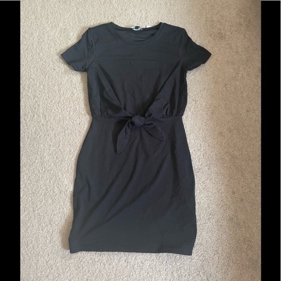 Express black tie waist dress Size XSmall - Picture 2 of 10